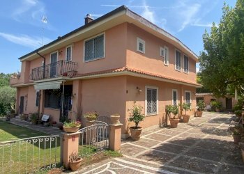 1 - Villa Via delle Cerqueta 10, Castel Madama - foto 1