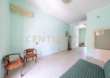 hf_20260801_103045_d4ed9669-262f-44e0-bb60-fa7bd1b - Four-room apartment Via del Mare 37, Ladispoli - photo 6