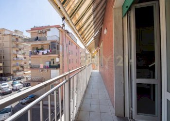hf_20260801_102301_c1b4a259-52c9-461f-af31-98ecfd7 - Four-room apartment Via del Mare 37, Ladispoli - photo 18