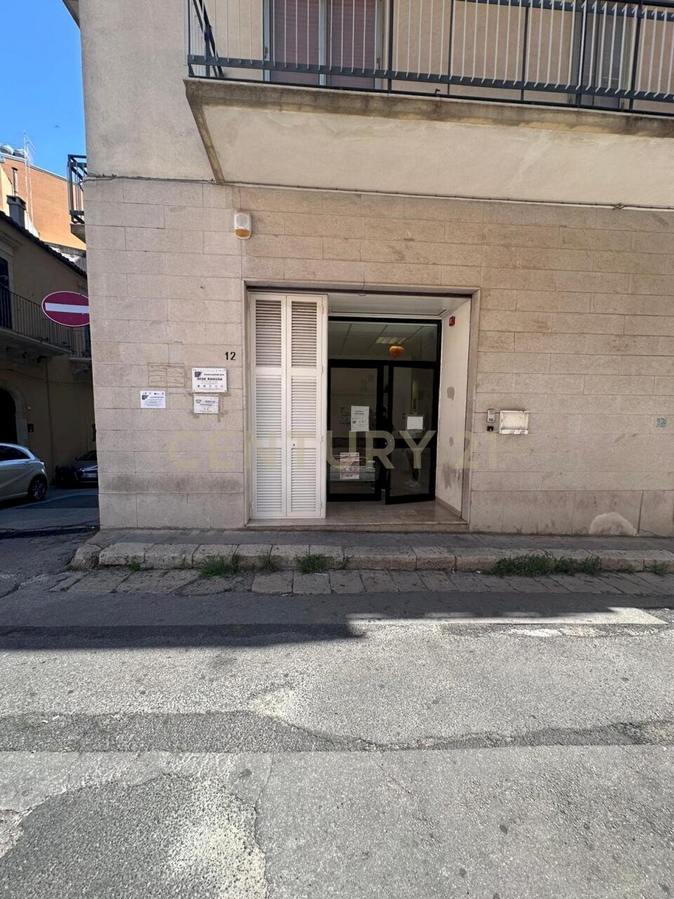 PHOTO-2026-07-07-11-28-11_4 - Office Ragusa - photo 2