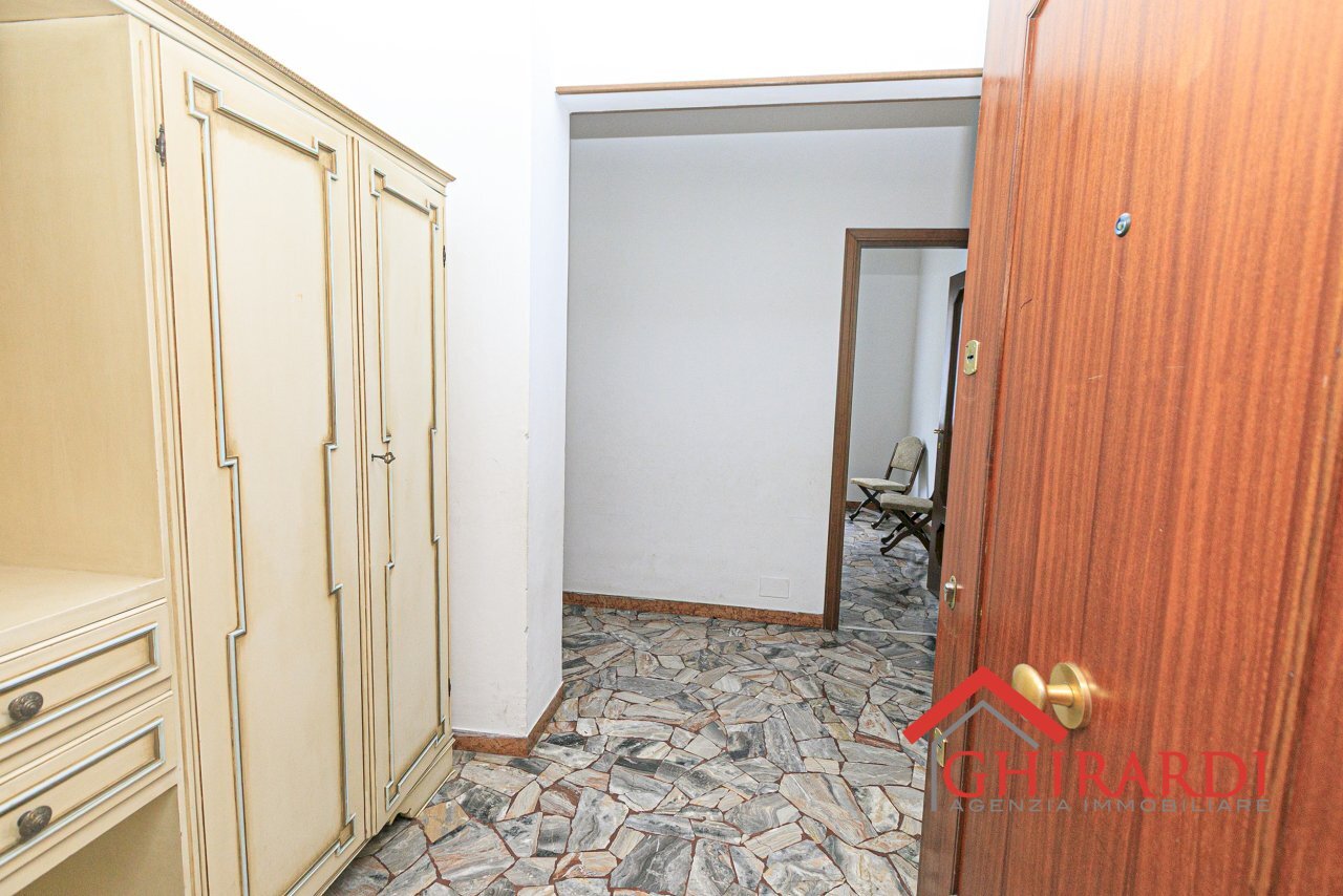 1.0 INGRESSO.jpg - Appartamento VIA GIOVANNI BATTISTA TORRE 17, Genova (zona Sestri Ponente) - foto 2