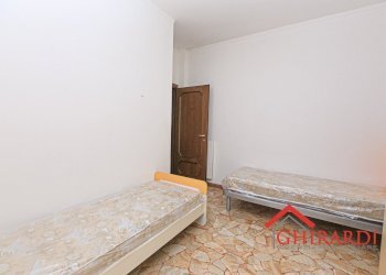 5.2 CAMERA 2.jpg - Appartamento VIA GIOVANNI BATTISTA TORRE  17, Genova (zona Sestri Ponente) - foto 23