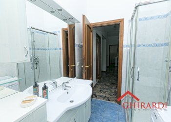 6.2 BAGNO.jpg - Appartamento VIA GIOVANNI BATTISTA TORRE  17, Genova (zona Sestri Ponente) - foto 27