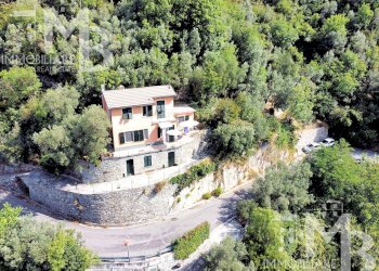 CASA 1 - Casa indipendente Via Pietrafitta 1, Avegno - foto 2