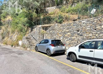 POSTI AUTO 1 - Casa indipendente Via Pietrafitta 1, Avegno - foto 9