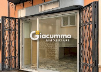 loc-com4 - Commercial Premises Via Fratelli Bandiera 1, Potenza - photo 3