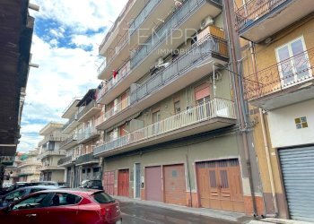 1 - Apartment Via Ninfa Talia, Adrano - photo 1