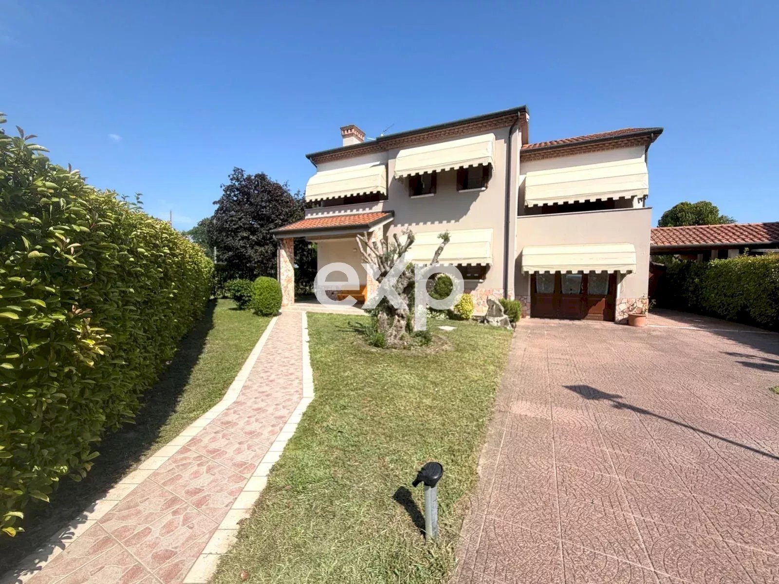 Independent house Annone Veneto - photo 1