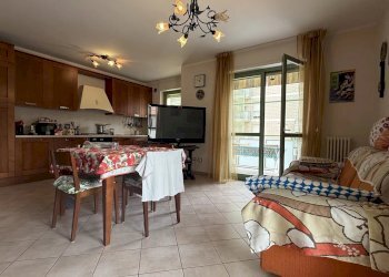 Apartment Via S.Pio da Pietrelcina, Imperia - photo 16