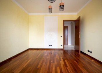 Four-room apartment Via Sant'Anna, Marene - photo 12