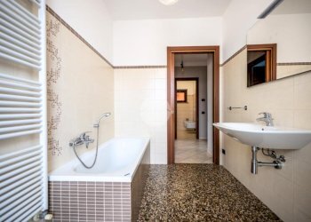 Four-room apartment Via Sant'Anna, Marene - photo 16