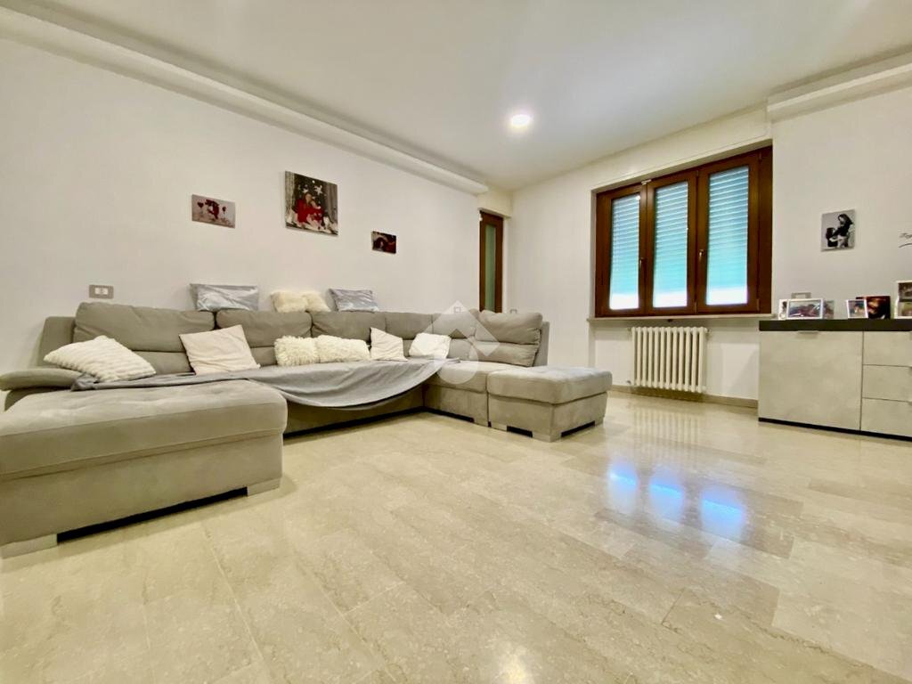 Four-room apartment Via Circonvallazione, Cassano Spinola - photo 1