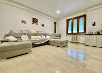 Four-room apartment Via Circonvallazione, Cassano Spinola - photo 1