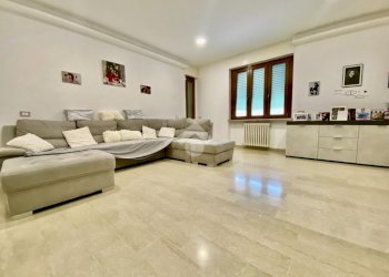 Four-room apartment Via Circonvallazione, Cassano Spinola - photo 2