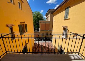 BALCONE - Appartamento MURA PORTA CASTIGLIONE, Bologna (zona San Mamolo) - foto 1