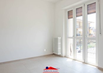 Trilocale Via Luigi Einaudi, 8, Busca - foto 8