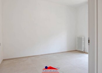 Trilocale Via Luigi Einaudi, 8, Busca - foto 10
