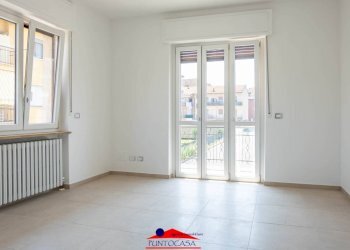 Trilocale Via Luigi Einaudi, 8, Busca - foto 15