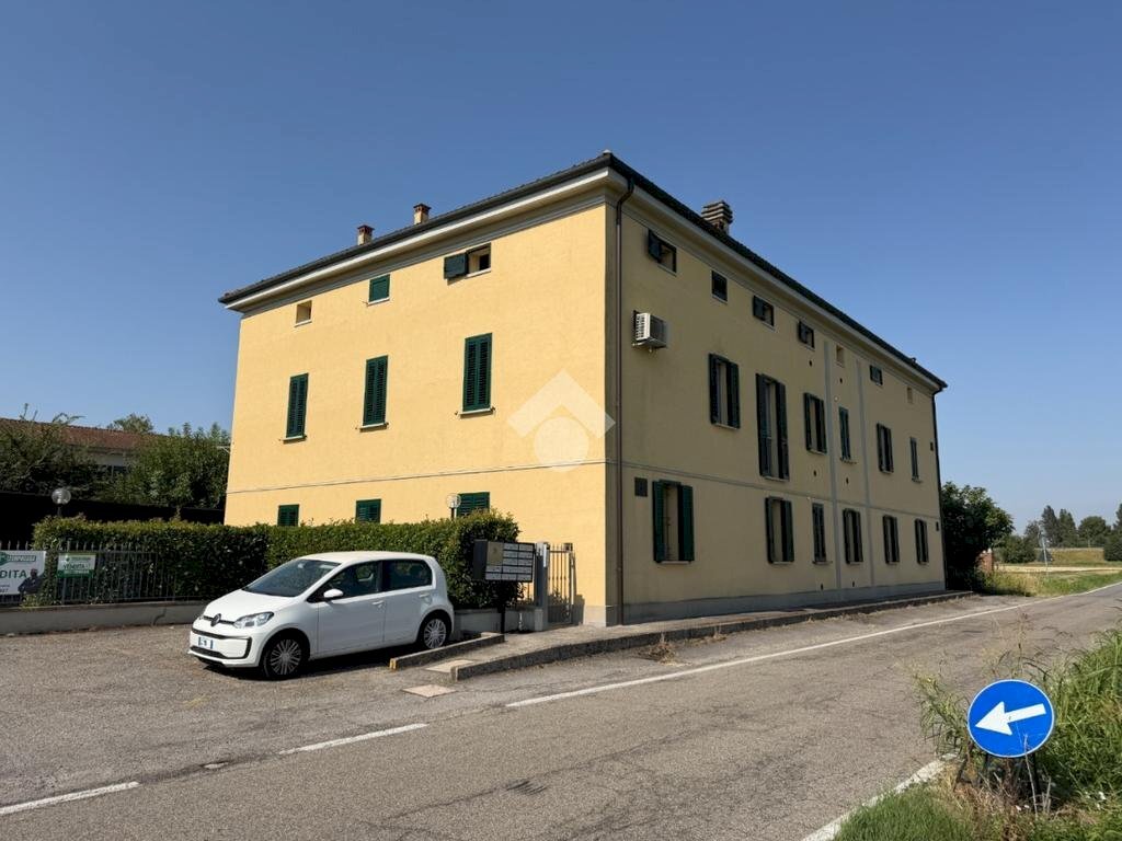 Three-room apartment Via marano, Castenaso - photo 1