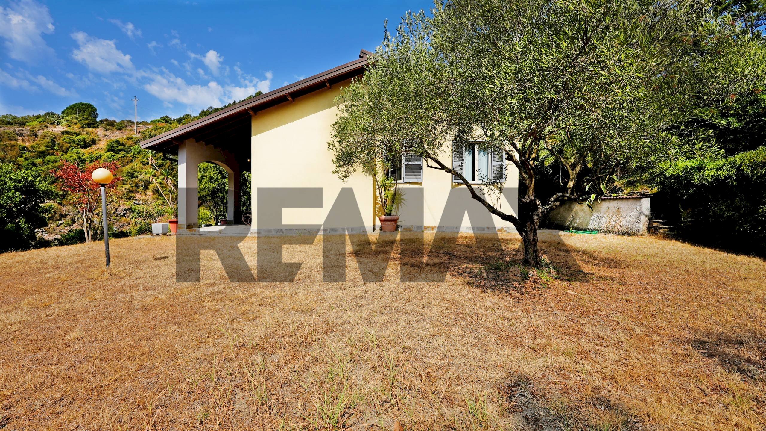 Villa via brigate cento croci, 21
Mezzema, Deiva Marina - photo 2