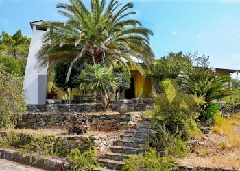 Villa via brigate cento croci, 21
Mezzema, Deiva Marina - photo 1