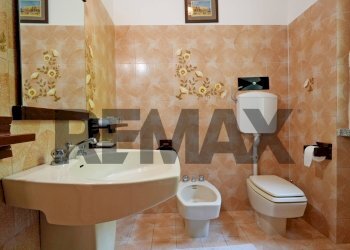 Villa via brigate cento croci, 21
Mezzema, Deiva Marina - photo 44