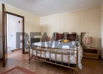 Villa via brigate cento croci, 21
Mezzema, Deiva Marina - photo 51