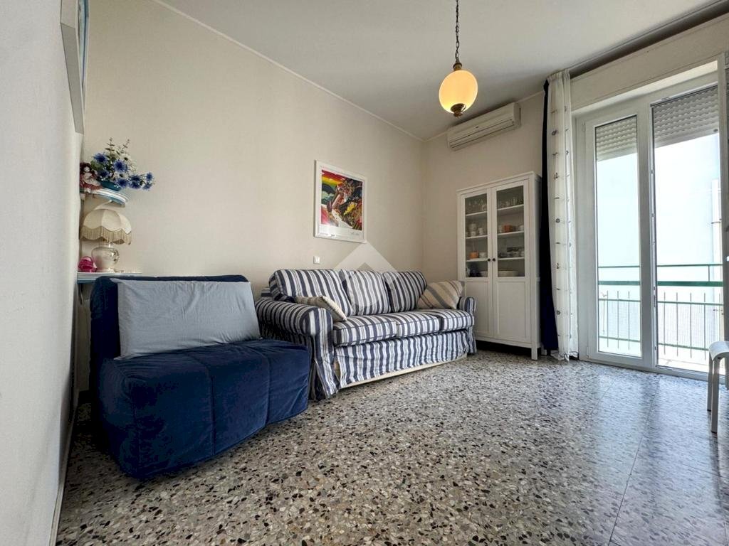 Three-room apartment Via giuseppe verdi, Cattolica - photo 2