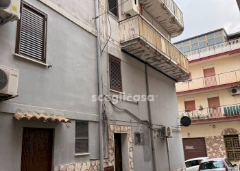 Foto 4 - Three-room apartment via mazzola
 
1, Carini - photo 3