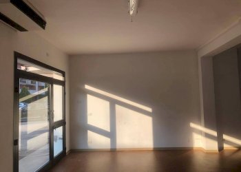 Foto 19 - Commercial Premises Via Aldo Moro
15/17, Comunanza - photo 18