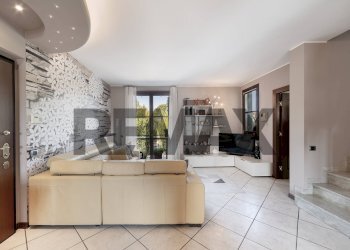 Soggiorno - Semi-detached Villa VIA DANTE ALIGHIERI
 
123, Agrate Brianza - photo 11