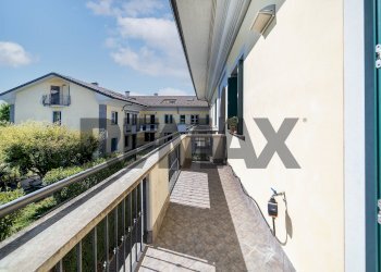 Balcone - Semi-detached Villa VIA DANTE ALIGHIERI
 
123, Agrate Brianza - photo 37