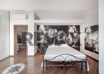 Camera / camera da letto - Semi-detached Villa VIA DANTE ALIGHIERI
 
123, Agrate Brianza - photo 70