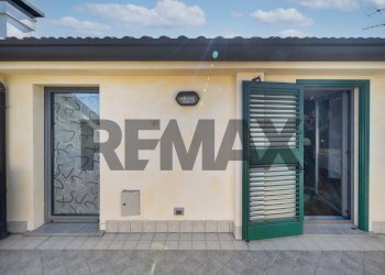 Terrazza - Semi-detached Villa VIA DANTE ALIGHIERI
 
123, Agrate Brianza - photo 76