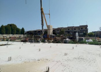 Edificio all\'aperto - Two-room apartment Via Matteotti
 
4, Rosate - photo 2