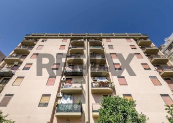 Edificio all\'aperto - Trilocale Via Ammiraglio Persano
44, Palermo - foto 28