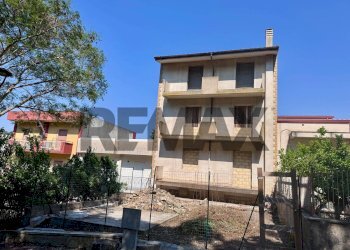 Edificio all\'aperto - Independent house Via G. Verga
 
snc, Salemi - photo 5