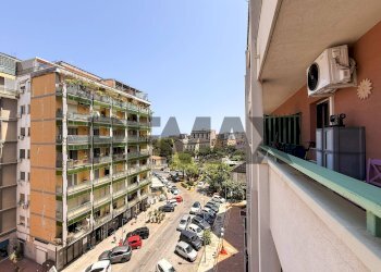 Edificio all\'aperto - Appartamento Via Del Bersagliere
 
77, Palermo - foto 1