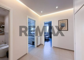Hall / corridoio - Appartamento Via Del Bersagliere
 
77, Palermo - foto 4