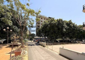 Edificio all\'aperto - Appartamento Via Del Bersagliere
 
77, Palermo - foto 36