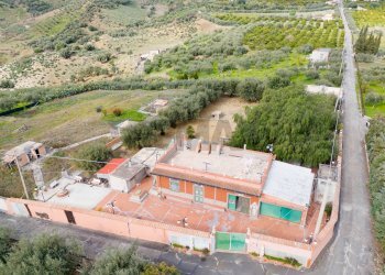 Casa all\'aperto - Rustico Contrada Coco Renaria
 
snc, Centuripe - foto 25