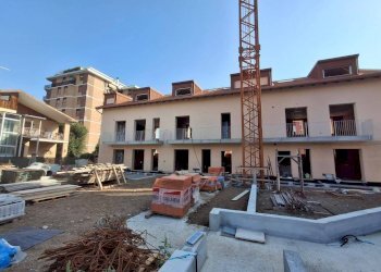 Villa Monza - photo 1