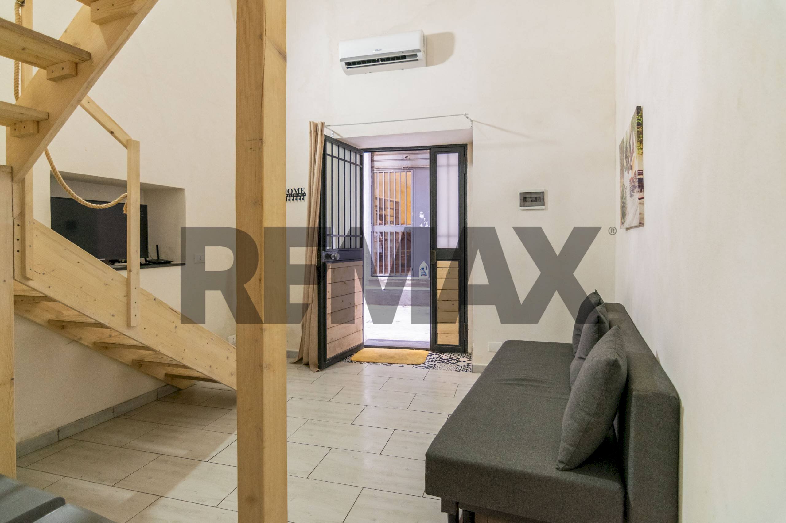 Soggiorno - One-room apartment Via Sottile
7, Catania - photo 2