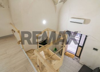 Scale - One-room apartment Via Sottile
 
7, Catania - photo 14