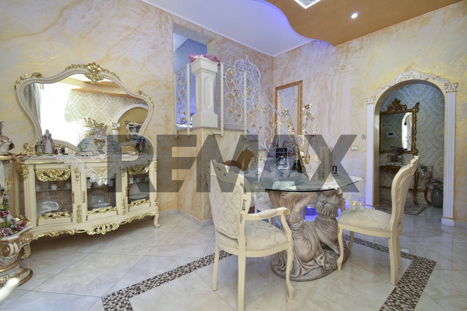 Sala da pranzo - Casa indipendente Via Cordai
138, Catania - foto 3