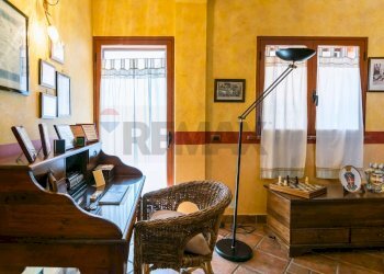 Sala da pranzo - Villa Via Sant'Anna
 
snc, Belpasso - photo 27