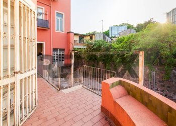 Terrazza - Quadrilocale Via San Paolo
 
67, Catania - foto 17