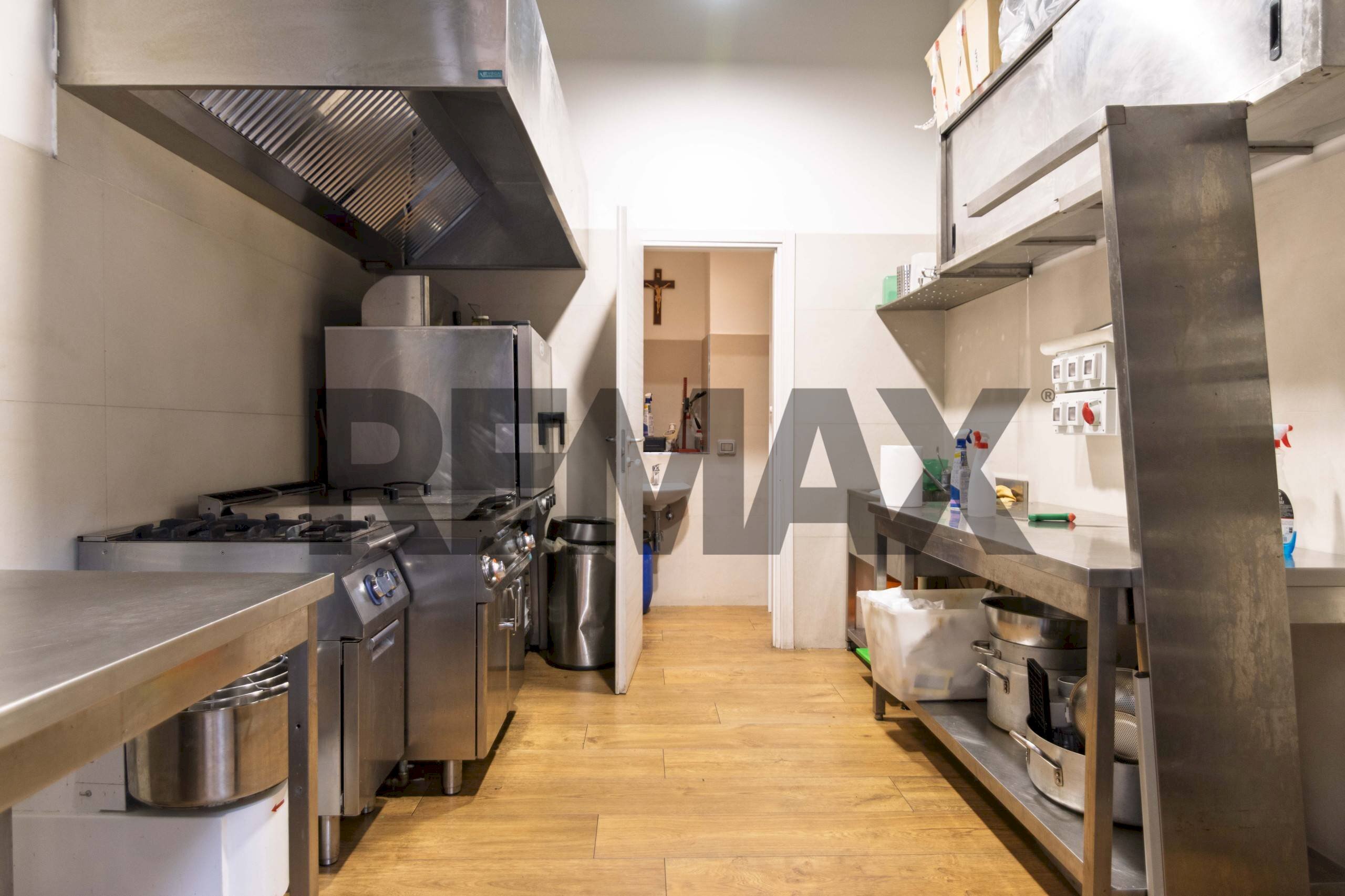 Cucina - Negozio Via Davì
 
18, Acireale - foto 1
