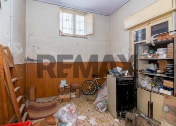 Dispensa di stoccaggio - Laboratorio Via Tomadio
 
11, Acireale - foto 8