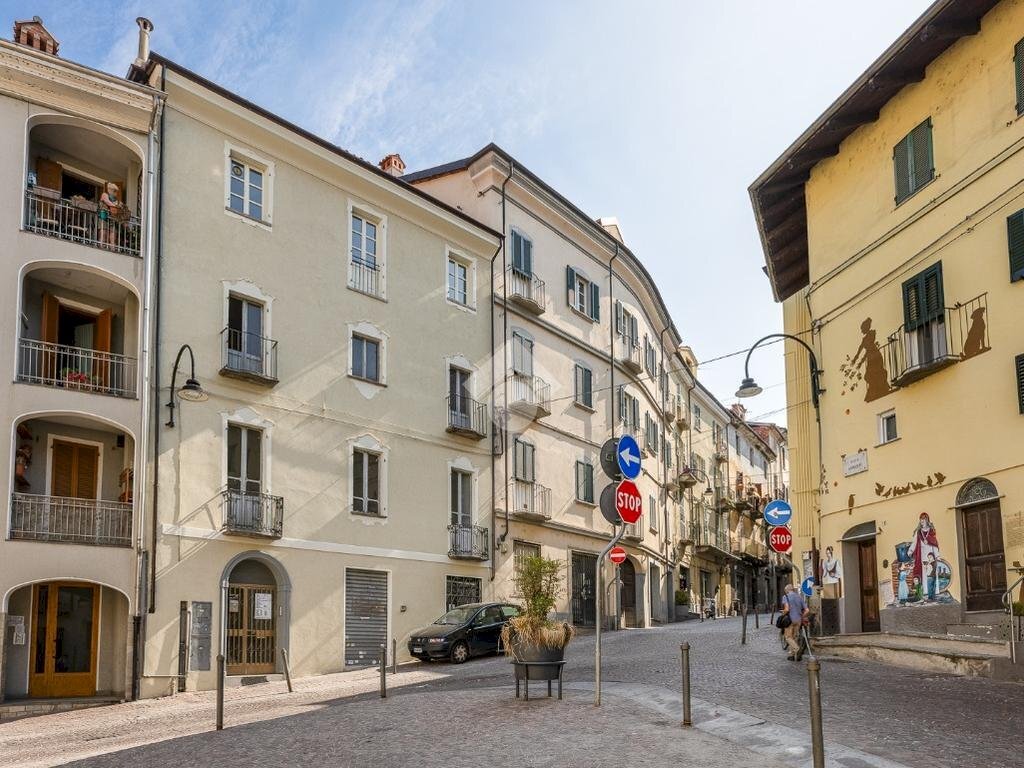 Apartment Piazza Gioberti, Ivrea - photo 2